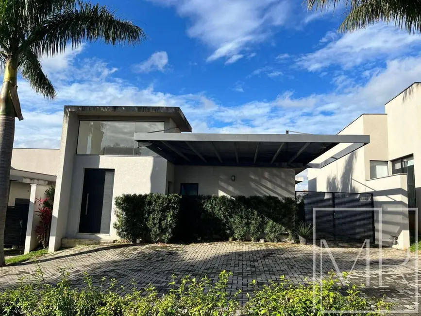 Casa de Condomínio com 3 quartos à venda, 523m2 em Vila Santista, Atibaia - SP - imagem 1 Foto 1 de Casa de Condomínio com 3 quartos à venda, 523m2 em Vila Santista, Atibaia - SP