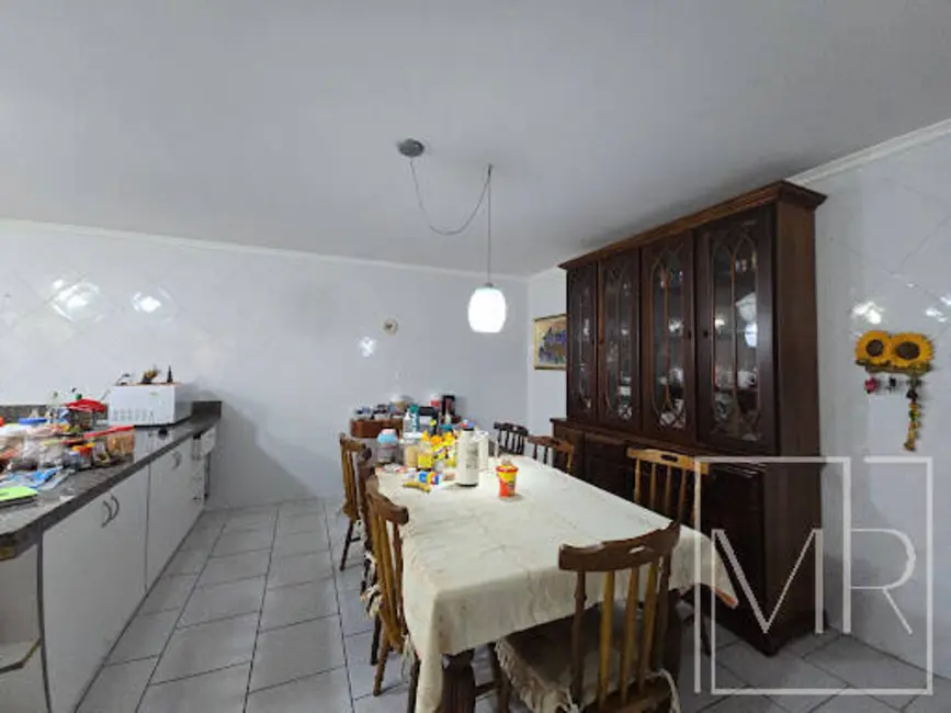 Casa com 4 quartos à venda, 300m2 em Jardim do Lago, Atibaia - SP - imagem 7 Foto 7 de Casa com 4 quartos à venda, 300m2 em Jardim do Lago, Atibaia - SP