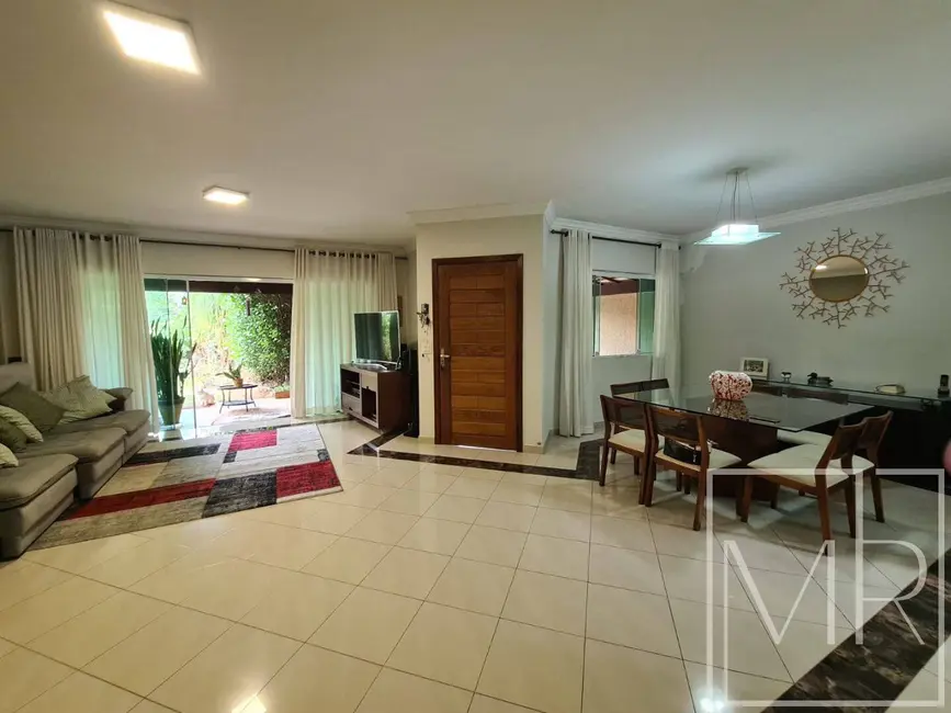 Foto 7 de Casa com 4 quartos à venda, 480m2 em Vila Petrópolis, Atibaia - SP