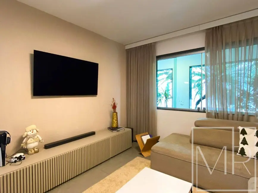 Foto 6 de Casa com 3 quartos à venda, 629m2 em Nova Gardênia, Atibaia - SP