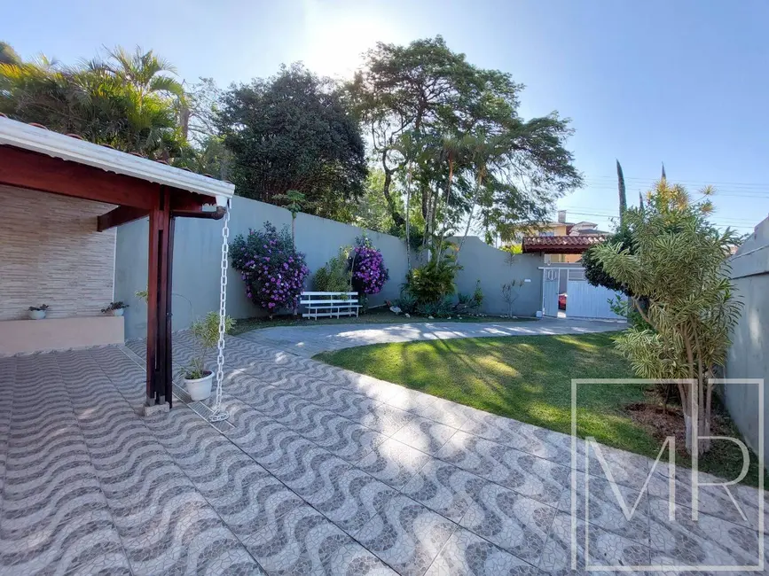 Foto 3 de Casa com 5 quartos à venda, 403m2 em Jardim do Lago, Atibaia - SP