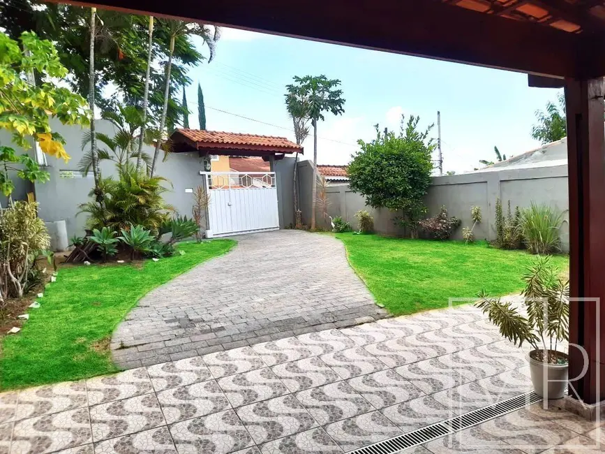 Foto 5 de Casa com 5 quartos à venda, 403m2 em Jardim do Lago, Atibaia - SP