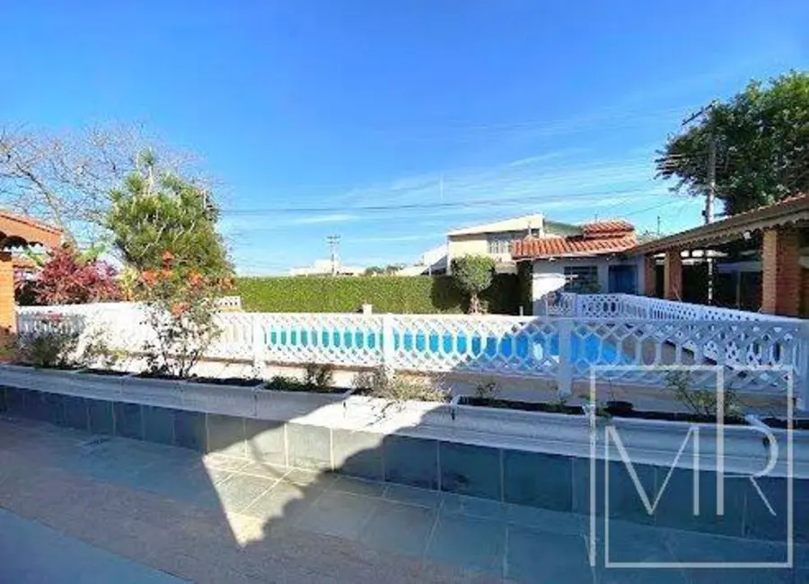 Casa com 3 quartos à venda, 492m2 em Jardim Alvinópolis, Atibaia - SP - imagem 8 Foto 8 de Casa com 3 quartos à venda, 492m2 em Jardim Alvinópolis, Atibaia - SP