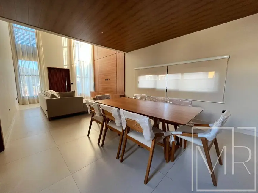 Casa de Condomínio com 4 quartos à venda, 376m2 em Vila Santista, Atibaia - SP - imagem 5 Foto 5 de Casa de Condomínio com 4 quartos à venda, 376m2 em Vila Santista, Atibaia - SP