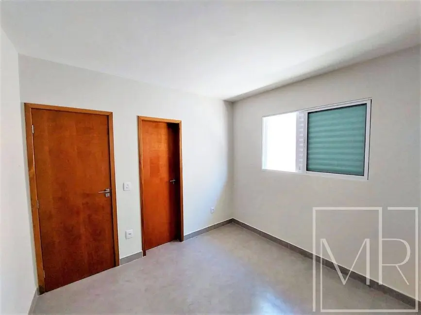Casa com 3 quartos à venda, 190m2 em Jardim do Lago, Atibaia - SP - imagem 5 Foto 5 de Casa com 3 quartos à venda, 190m2 em Jardim do Lago, Atibaia - SP