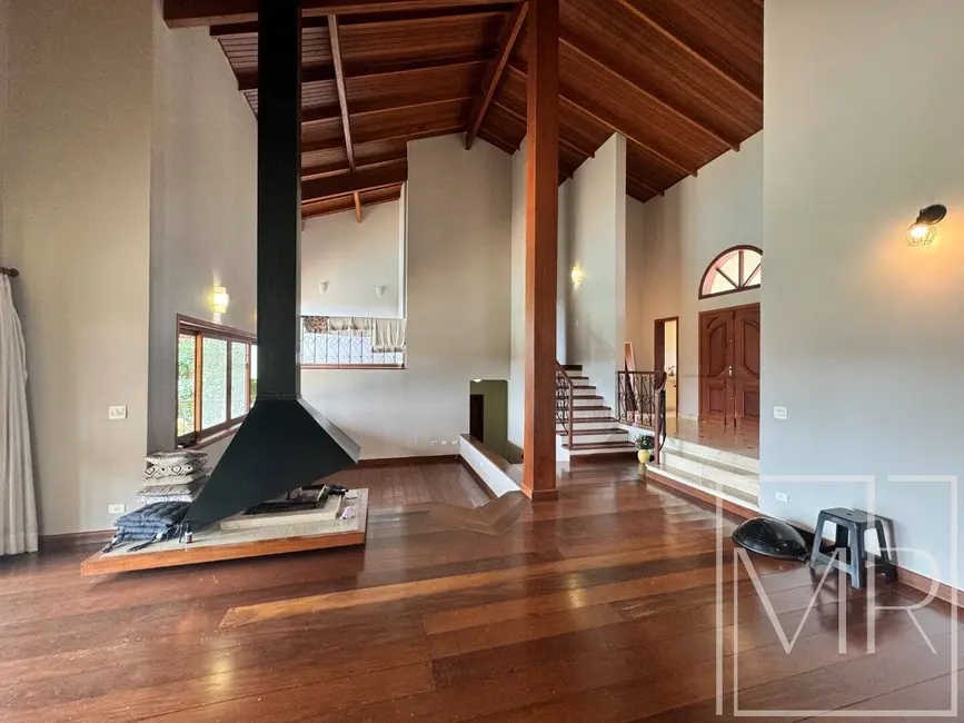 Casa com 4 quartos à venda, 1512m2 em Vila Esperia ou Giglio, Atibaia - SP - imagem 5 Foto 5 de Casa com 4 quartos à venda, 1512m2 em Vila Esperia ou Giglio, Atibaia - SP
