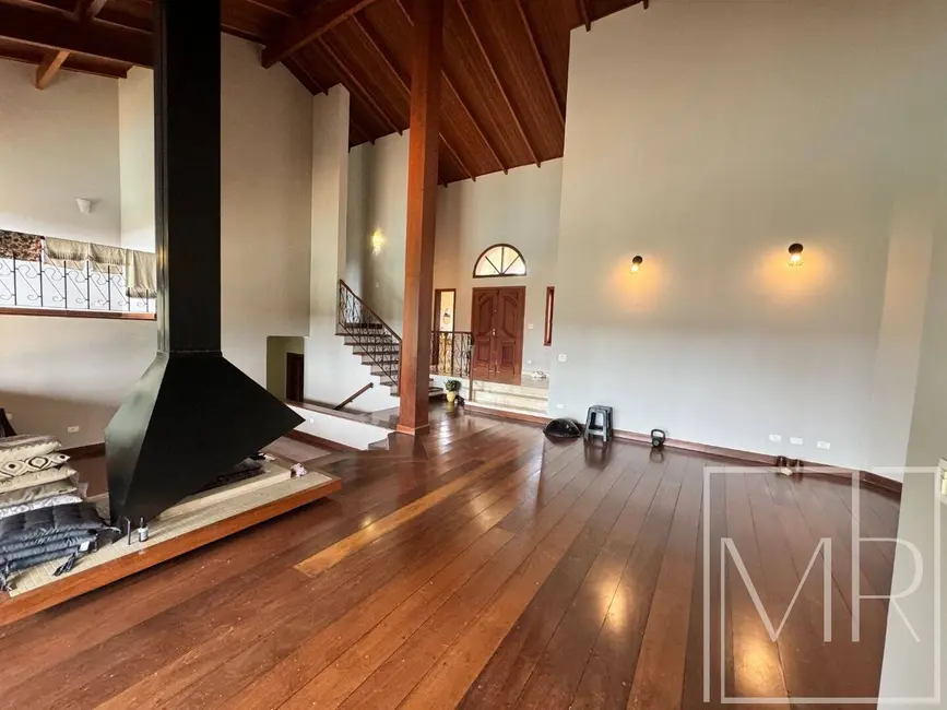 Casa com 4 quartos à venda, 1512m2 em Vila Esperia ou Giglio, Atibaia - SP - imagem 7 Foto 7 de Casa com 4 quartos à venda, 1512m2 em Vila Esperia ou Giglio, Atibaia - SP