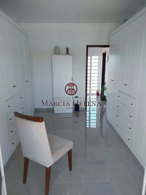 Sobrado com 3 quartos à venda, 174m2 em Parque Via Norte, Campinas - SP - imagem 9 Foto 9 de Sobrado com 3 quartos à venda, 174m2 em Parque Via Norte, Campinas - SP