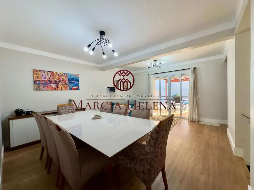 Casa de Condomínio com 3 quartos à venda, 237m2 em Loteamento Residencial Santa Gertrudes, Valinhos - SP - imagem 7 Foto 7 de Casa de Condomínio com 3 quartos à venda, 237m2 em Loteamento Residencial Santa Gertrudes, Valinhos - SP