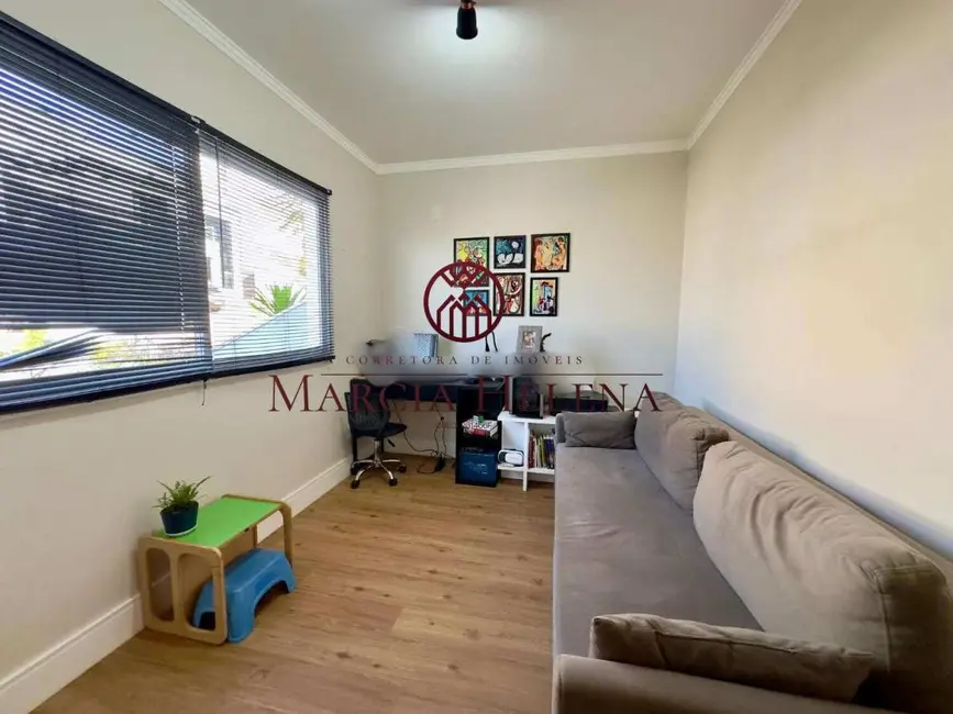 Casa de Condomínio com 3 quartos à venda, 237m2 em Loteamento Residencial Santa Gertrudes, Valinhos - SP - imagem 6 Foto 6 de Casa de Condomínio com 3 quartos à venda, 237m2 em Loteamento Residencial Santa Gertrudes, Valinhos - SP