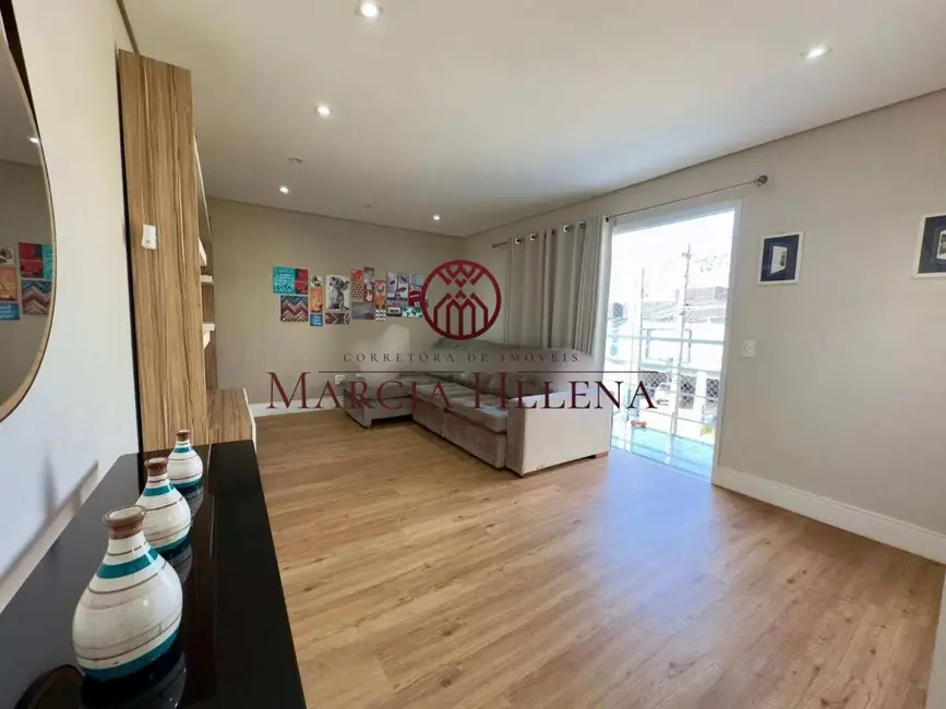 Casa de Condomínio com 3 quartos à venda, 237m2 em Loteamento Residencial Santa Gertrudes, Valinhos - SP - imagem 4 Foto 4 de Casa de Condomínio com 3 quartos à venda, 237m2 em Loteamento Residencial Santa Gertrudes, Valinhos - SP