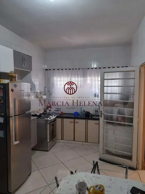 Casa com 3 quartos à venda, 238m2 em Campinas - SP - imagem 6 Foto 6 de Casa com 3 quartos à venda, 238m2 em Campinas - SP
