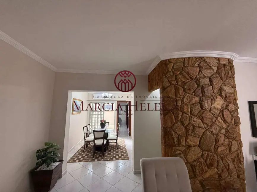 Foto 9 de Casa com 3 quartos à venda, 198m2 em Campinas - SP