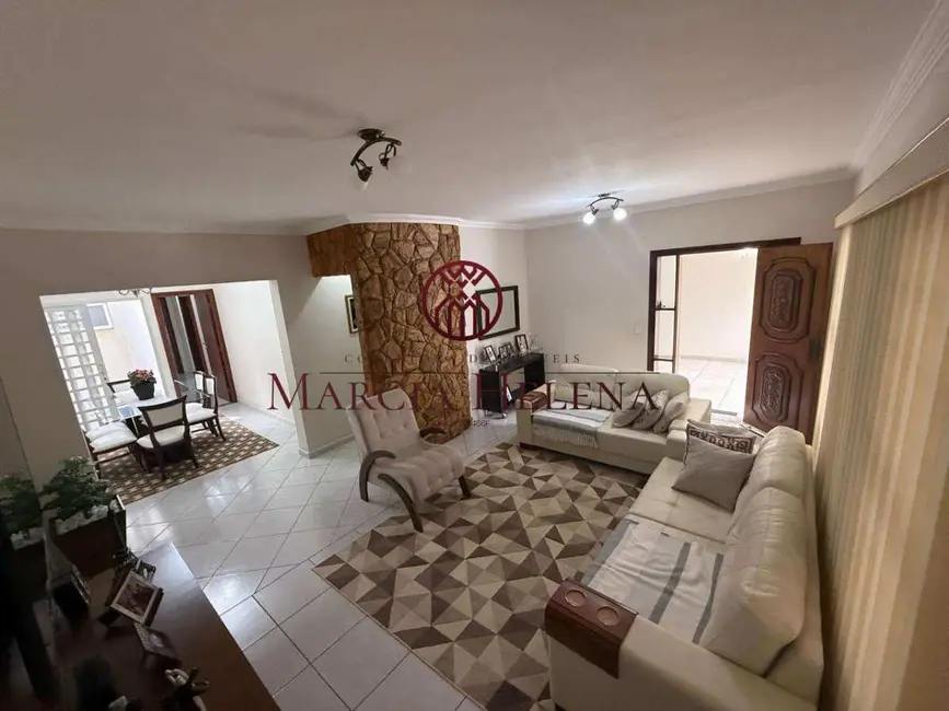Foto 3 de Casa com 3 quartos à venda, 198m2 em Campinas - SP