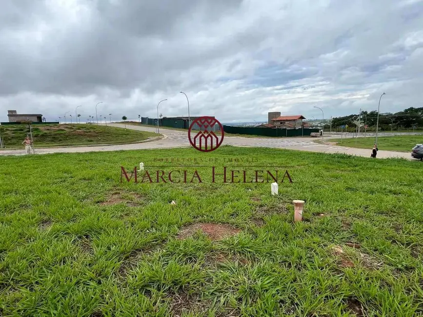 Foto 4 de Terreno / Lote à venda, 361m2 em Campinas - SP