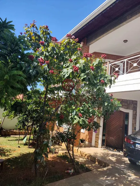Sobrado com 4 quartos à venda, 270m2 em Jardim Magnólia, Campinas - SP - imagem 3 Foto 3 de Sobrado com 4 quartos à venda, 270m2 em Jardim Magnólia, Campinas - SP