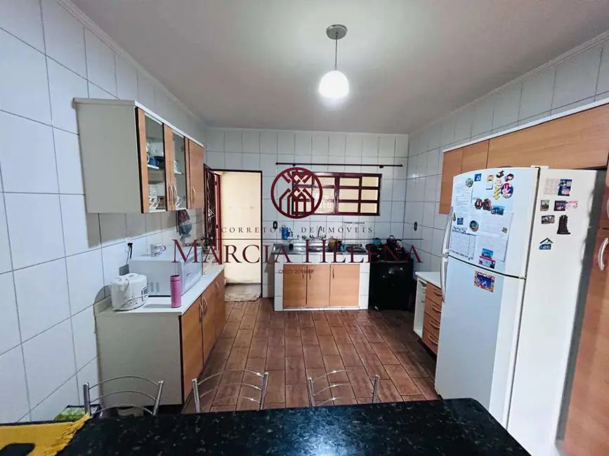 Casa com 4 quartos à venda, 340m2 em Jardim Paranapanema, Campinas - SP - imagem 4 Foto 4 de Casa com 4 quartos à venda, 340m2 em Jardim Paranapanema, Campinas - SP