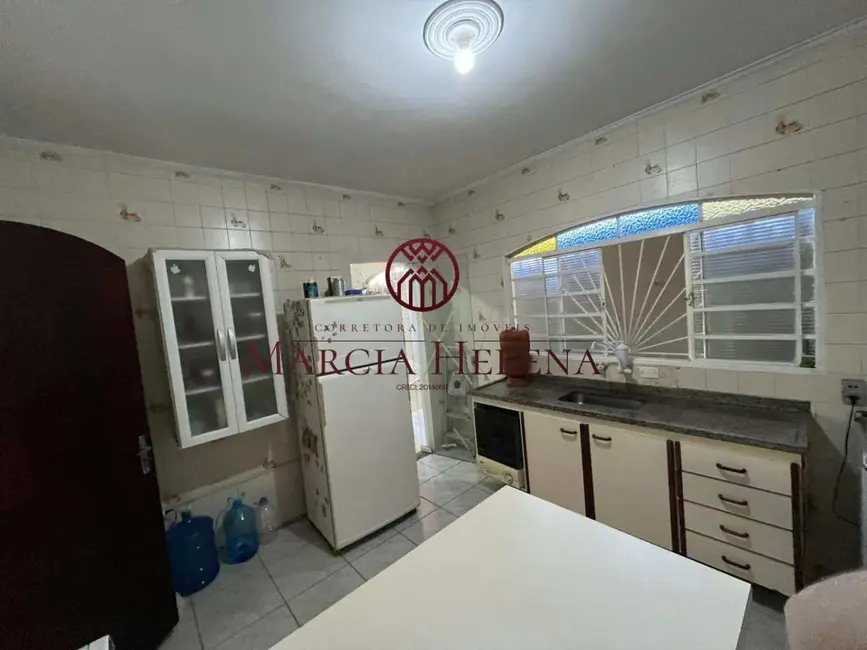 Casa com 3 quartos à venda, 225m2 em Jardim do Trevo, Campinas - SP - imagem 5 Foto 5 de Casa com 3 quartos à venda, 225m2 em Jardim do Trevo, Campinas - SP