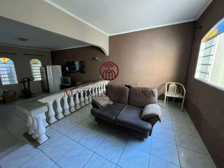 Casa com 3 quartos à venda, 225m2 em Jardim do Trevo, Campinas - SP - imagem 7 Foto 7 de Casa com 3 quartos à venda, 225m2 em Jardim do Trevo, Campinas - SP