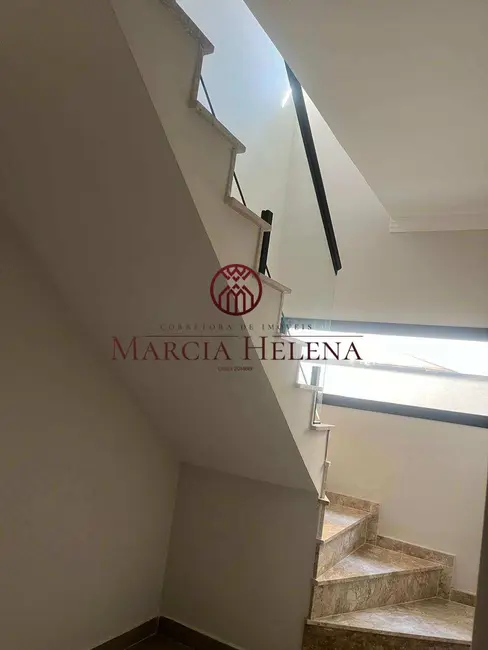 Casa de Condomínio com 4 quartos à venda, 244m2 em Pinheiro, Valinhos - SP - imagem 8 Foto 8 de Casa de Condomínio com 4 quartos à venda, 244m2 em Pinheiro, Valinhos - SP