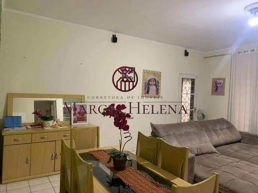 Casa com 3 quartos à venda, 250m2 em Jardim Carlos Lourenço, Campinas - SP - imagem 7 Foto 7 de Casa com 3 quartos à venda, 250m2 em Jardim Carlos Lourenço, Campinas - SP