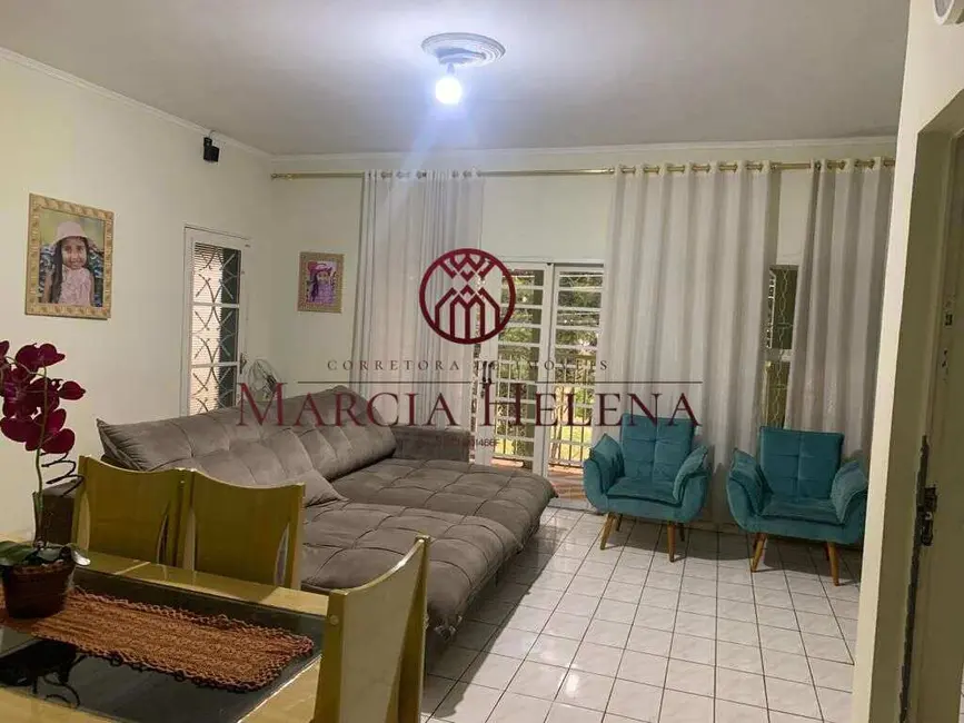Casa com 3 quartos à venda, 250m2 em Jardim Carlos Lourenço, Campinas - SP - imagem 8 Foto 8 de Casa com 3 quartos à venda, 250m2 em Jardim Carlos Lourenço, Campinas - SP