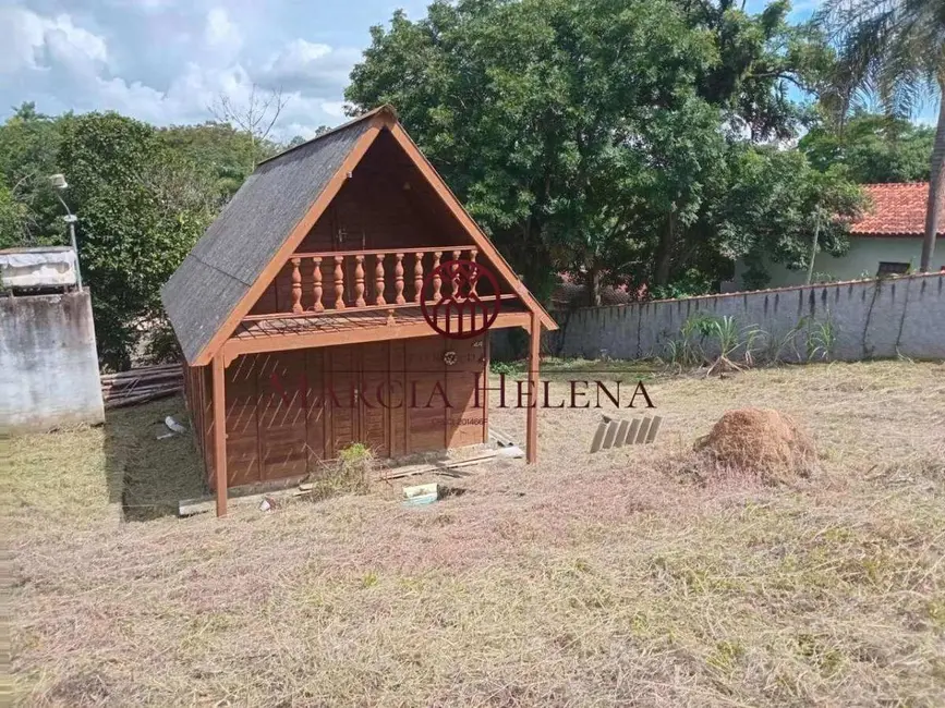 Foto 2 de Terreno / Lote à venda, 700m2 em Vinhedo - SP
