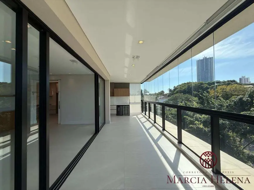 Foto 4 de Apartamento com 4 quartos à venda, 243m2 em Jardim das Paineiras, Campinas - SP