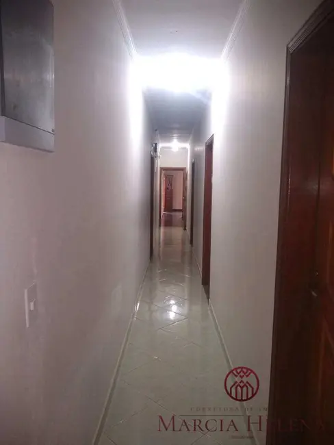 Casa com 5 quartos à venda, 320m2 em Vila Aeroporto, Campinas - SP - imagem 4 Foto 4 de Casa com 5 quartos à venda, 320m2 em Vila Aeroporto, Campinas - SP