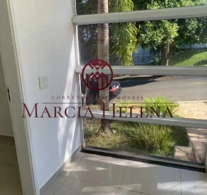 Foto 2 de Casa de Condomínio com 3 quartos à venda, 185m2 em Swiss Park, Campinas - SP