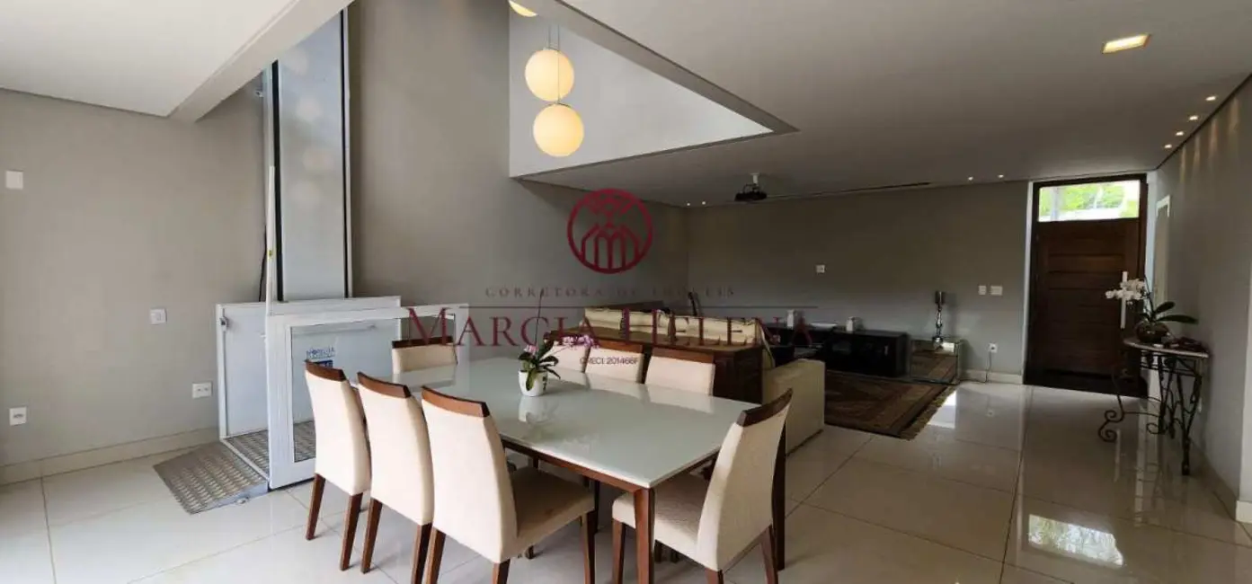 Casa de Condomínio com 3 quartos à venda, 250m2 em Parque das Quaresmeiras, Campinas - SP - imagem 4 Foto 4 de Casa de Condomínio com 3 quartos à venda, 250m2 em Parque das Quaresmeiras, Campinas - SP