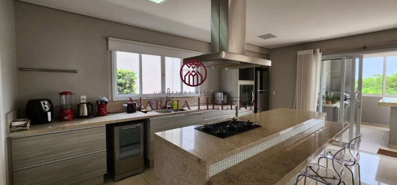 Casa de Condomínio com 3 quartos à venda, 250m2 em Parque das Quaresmeiras, Campinas - SP - imagem 7 Foto 7 de Casa de Condomínio com 3 quartos à venda, 250m2 em Parque das Quaresmeiras, Campinas - SP