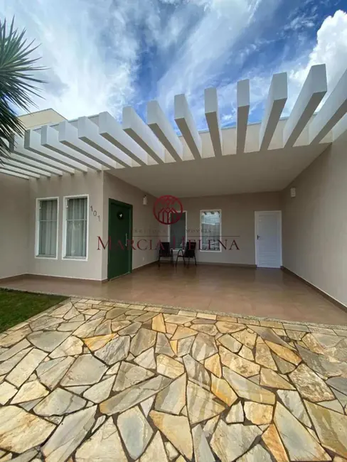 Casa de Condomínio com 3 quartos à venda, 200m2 em Cascata, Paulinia - SP - imagem 2 Foto 2 de Casa de Condomínio com 3 quartos à venda, 200m2 em Cascata, Paulinia - SP