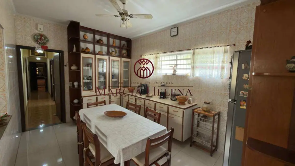 Casa com 3 quartos à venda, 244m2 em Jardim Paulicéia, Campinas - SP - imagem 7 Foto 7 de Casa com 3 quartos à venda, 244m2 em Jardim Paulicéia, Campinas - SP