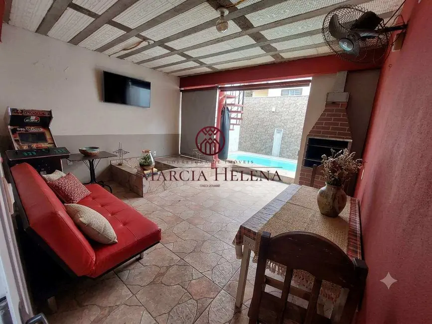 Foto 2 de Casa com 2 quartos à venda, 125m2 em Jardim Brasil, Hortolandia - SP