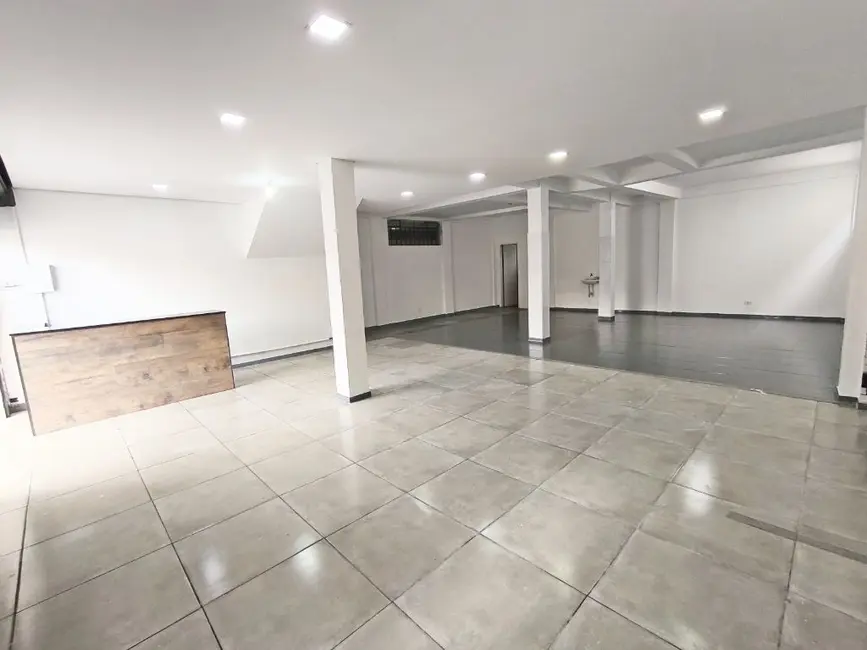 Foto 13 de Loja para alugar, 110m2 em Novo Mundo, Curitiba - PR