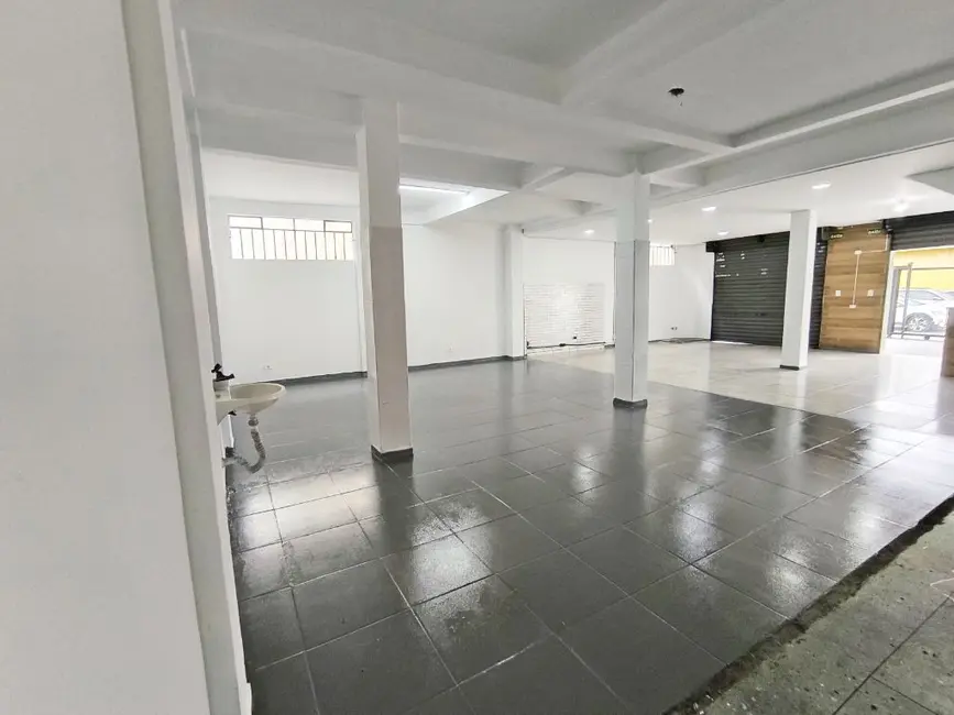 Foto 12 de Loja para alugar, 110m2 em Novo Mundo, Curitiba - PR