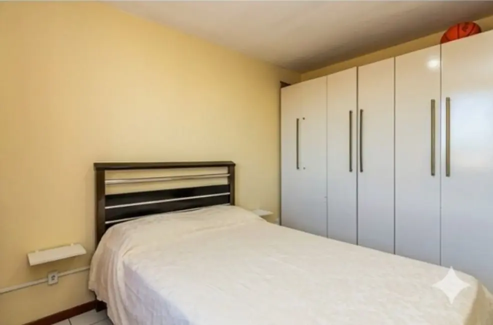 Foto 7 de Apartamento com 2 quartos à venda, 47m2 em Santo Antônio, Sao Jose Dos Pinhais - PR