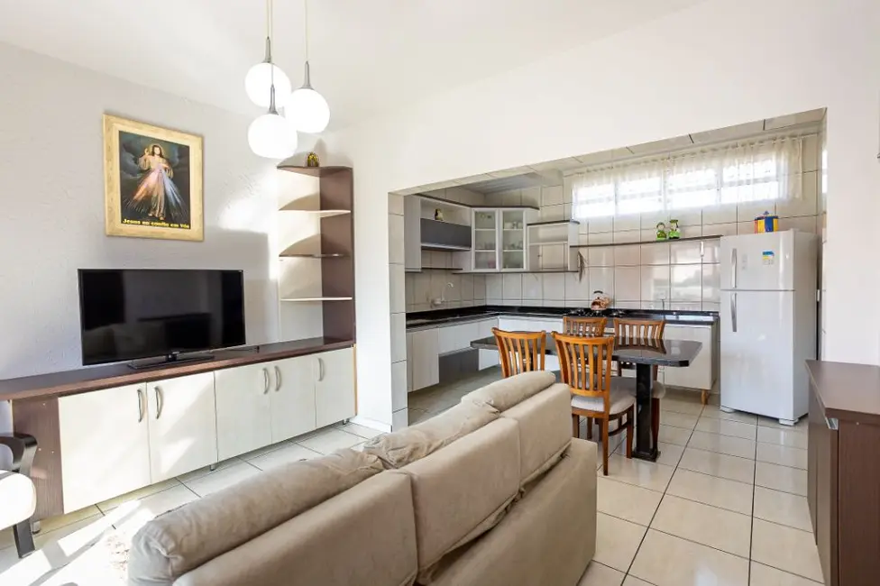 Foto 4 de Sobrado com 3 quartos à venda, 280m2 em Sítio Cercado, Curitiba - PR