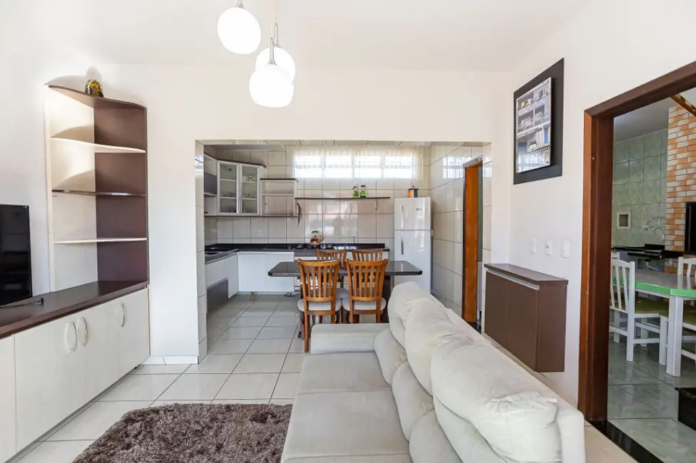 Foto 3 de Sobrado com 3 quartos à venda, 280m2 em Sítio Cercado, Curitiba - PR