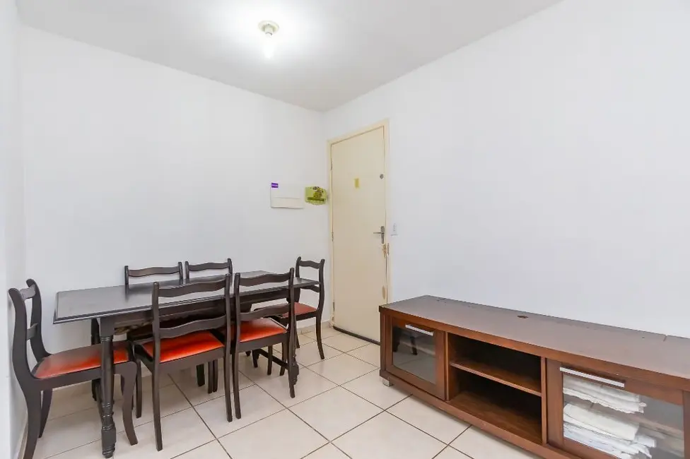 Foto 3 de Apartamento com 2 quartos à venda, 44m2 em Santa Cândida, Curitiba - PR