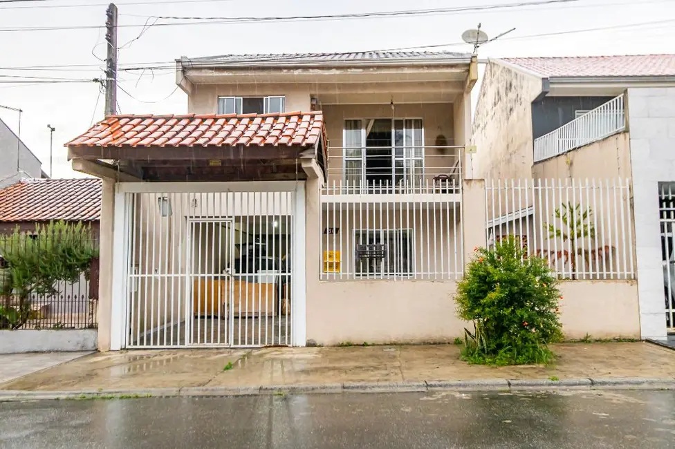 Foto 2 de Sobrado com 3 quartos à venda, 170m2 em Alto Boqueirão, Curitiba - PR