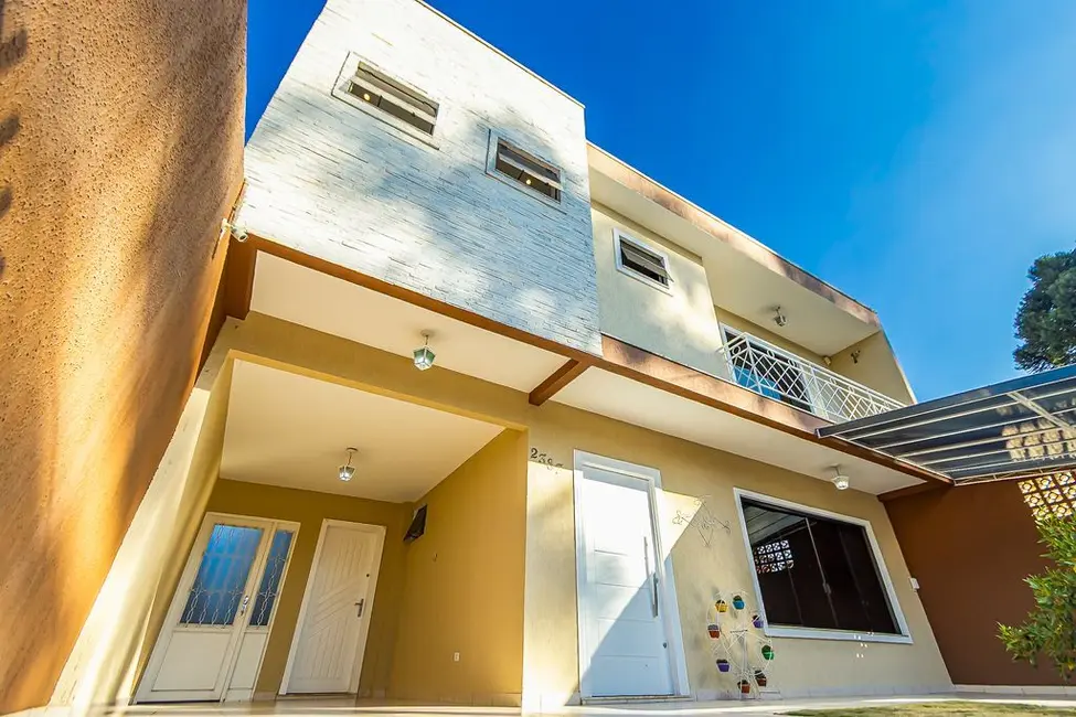 Foto 2 de Sobrado com 4 quartos à venda, 340m2 em Boqueirão, Curitiba - PR