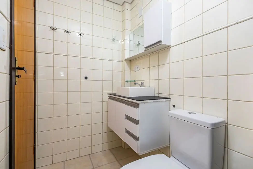 Foto 26 de Apartamento com 3 quartos para alugar, 58m2 em Sítio Cercado, Curitiba - PR