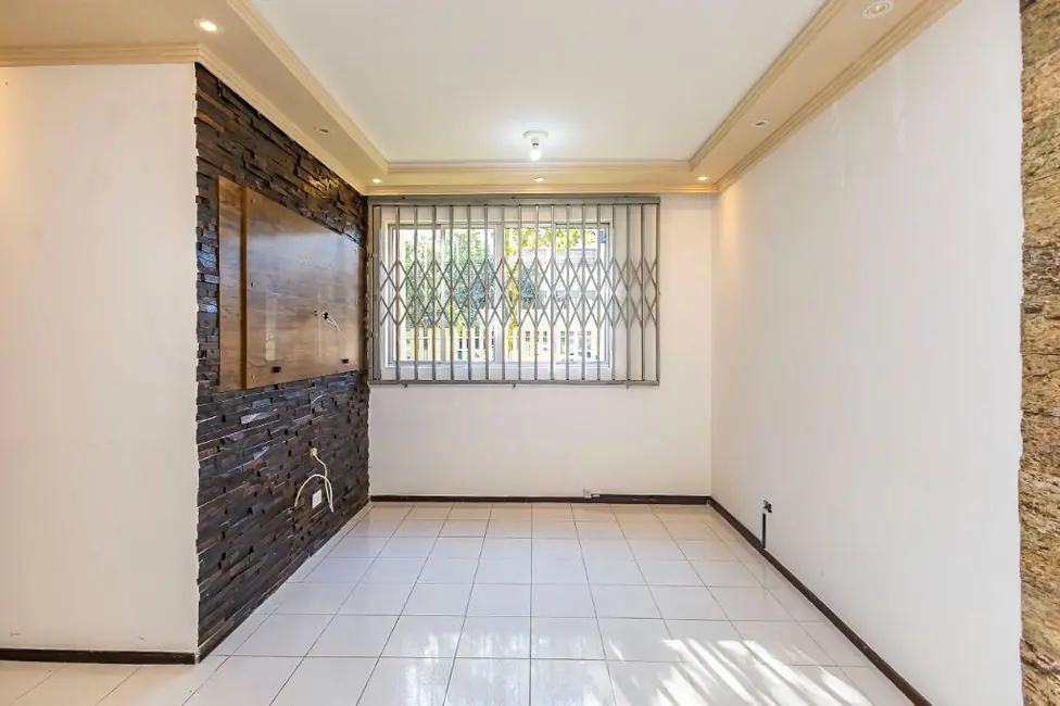 Foto 15 de Apartamento com 3 quartos para alugar, 58m2 em Sítio Cercado, Curitiba - PR