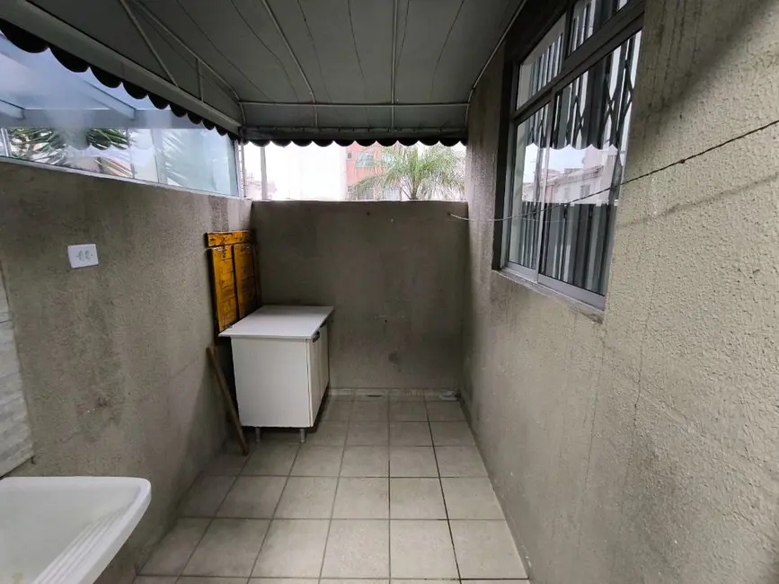 Foto 5 de Apartamento com 3 quartos para alugar, 58m2 em Sítio Cercado, Curitiba - PR