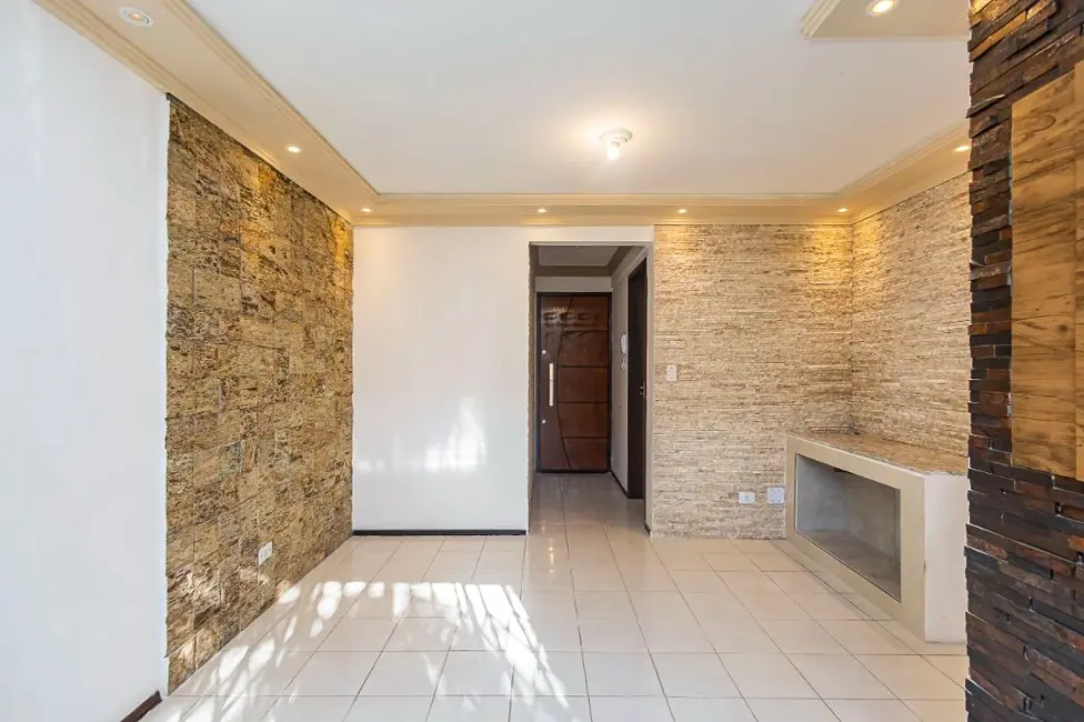 Foto 18 de Apartamento com 3 quartos para alugar, 58m2 em Sítio Cercado, Curitiba - PR