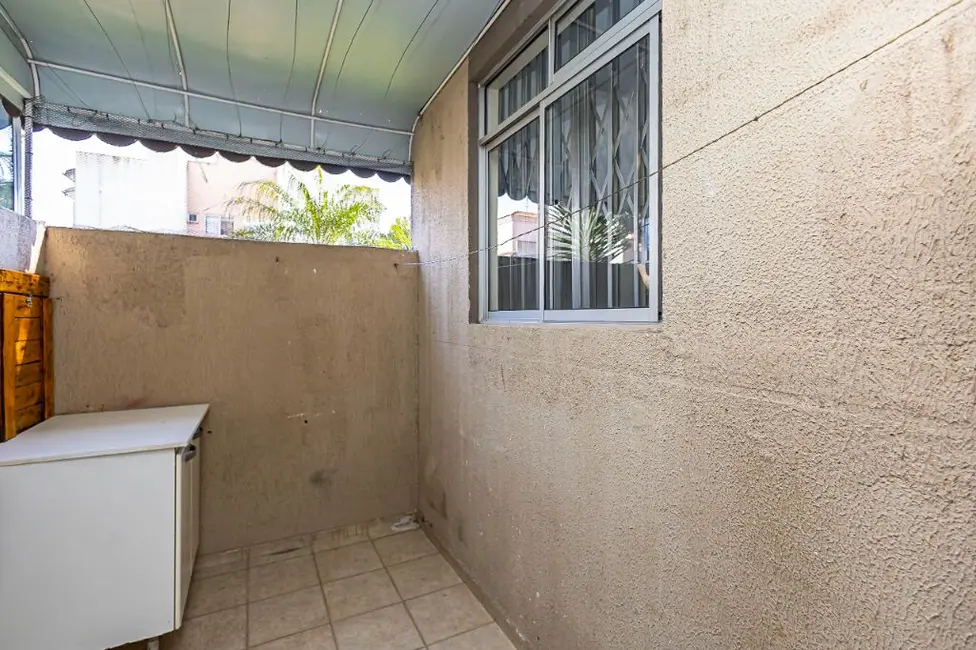 Foto 9 de Apartamento com 3 quartos para alugar, 58m2 em Sítio Cercado, Curitiba - PR