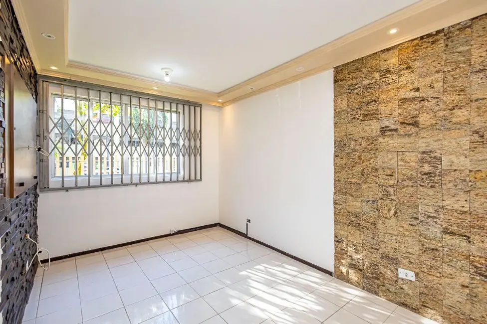 Foto 14 de Apartamento com 3 quartos para alugar, 58m2 em Sítio Cercado, Curitiba - PR
