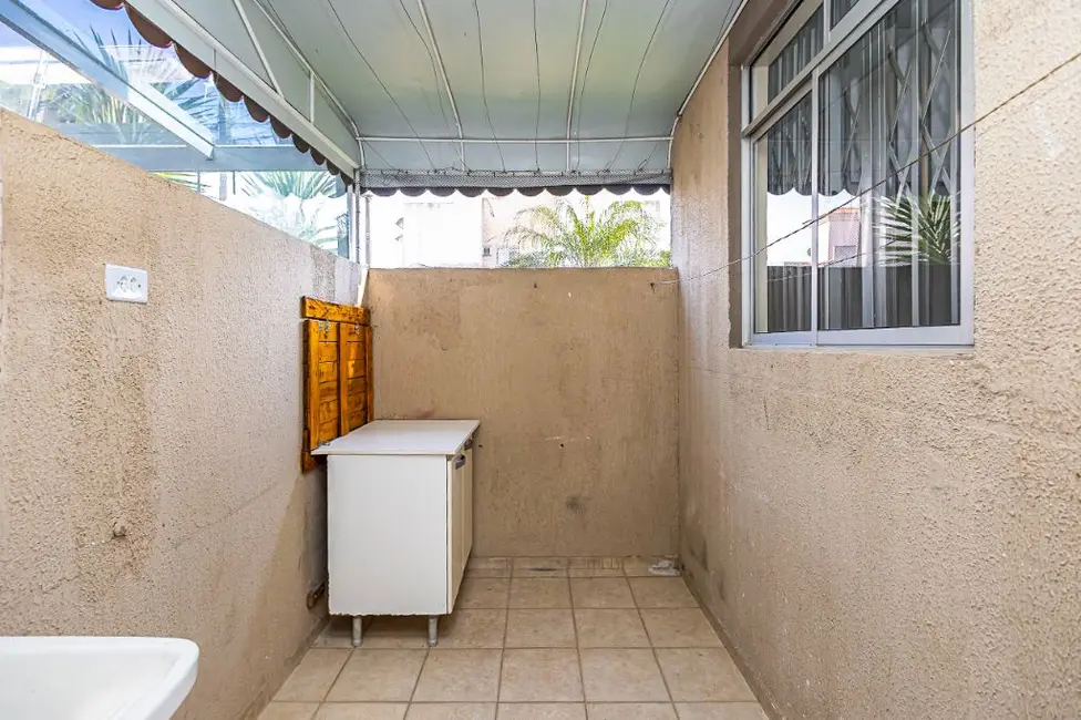 Foto 8 de Apartamento com 3 quartos para alugar, 58m2 em Sítio Cercado, Curitiba - PR